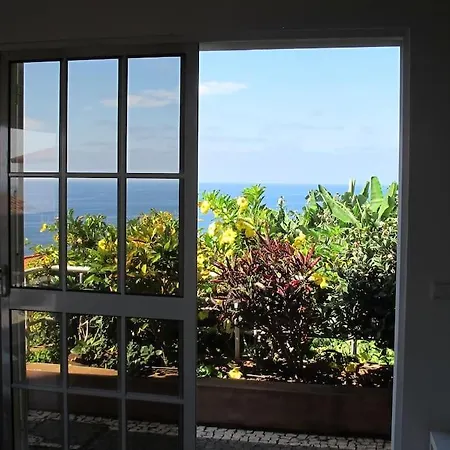 בית נופש A Life In The Sun By Slice Of Heaven